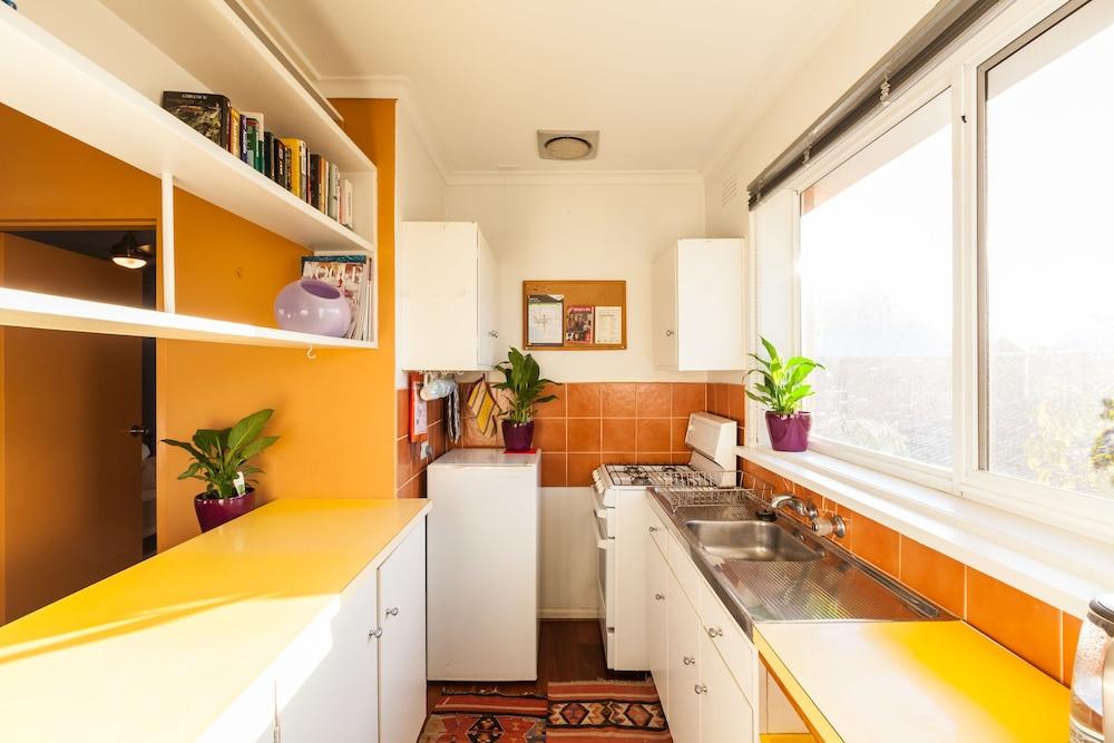 ELEANOR, 1BDR Fitzroy North Apartment