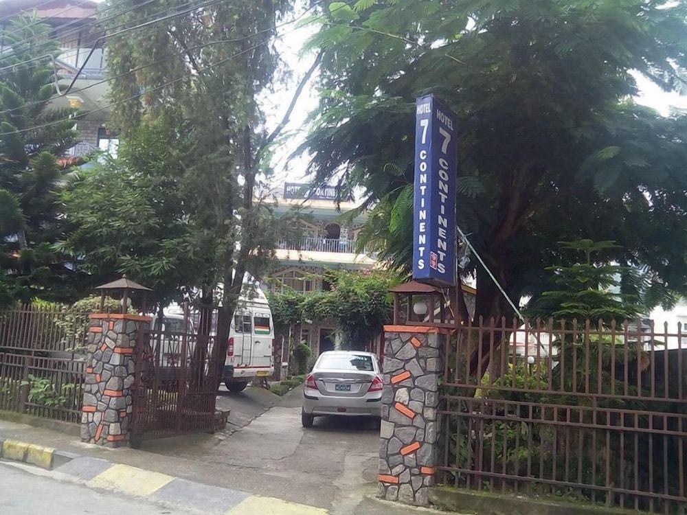 Hotel Seven Continents