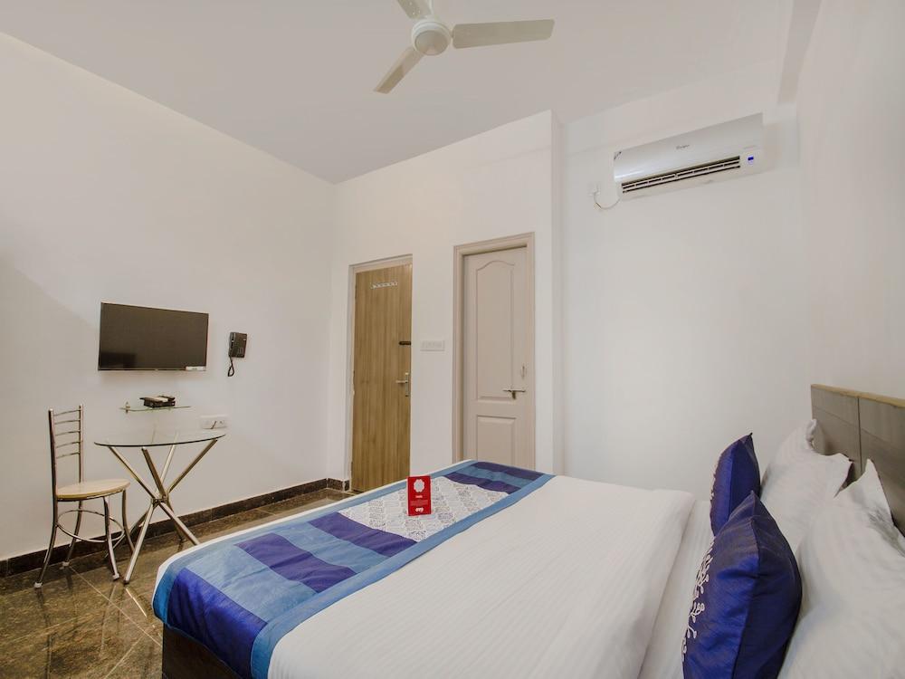 OYO 9936 Delight Inn