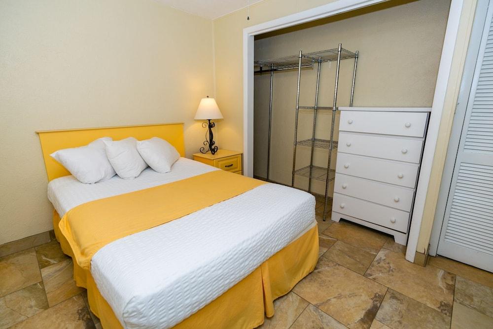 American Safari Motel