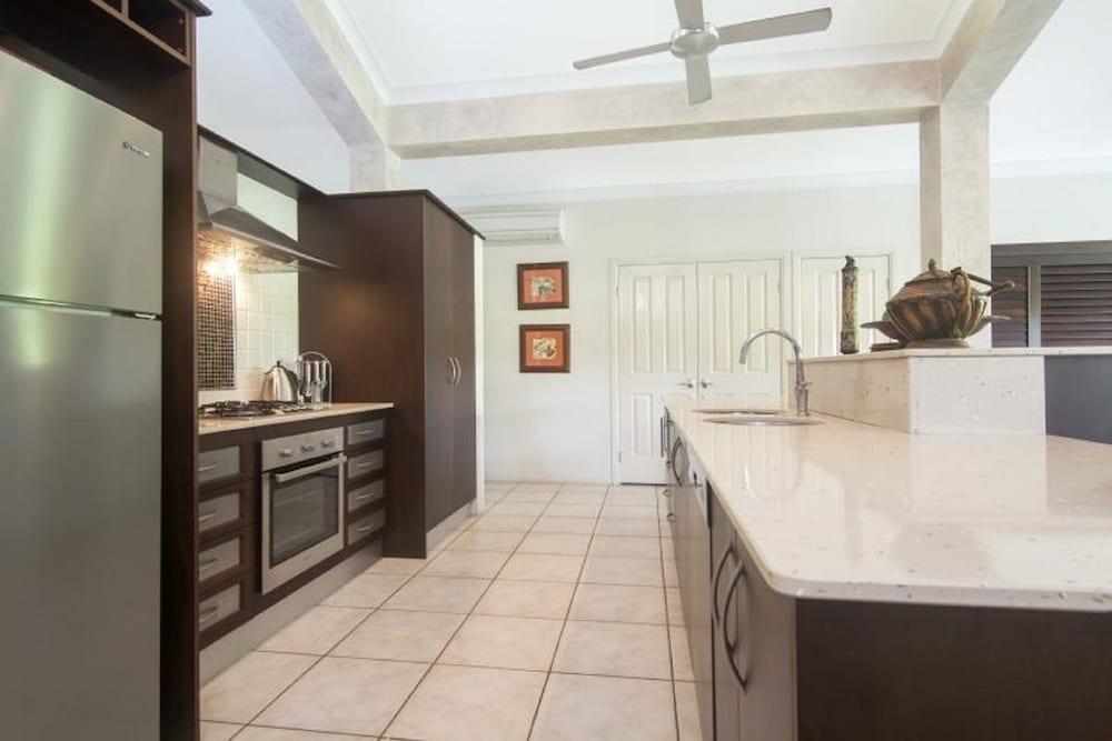 Tranquility By The Course Port Douglas