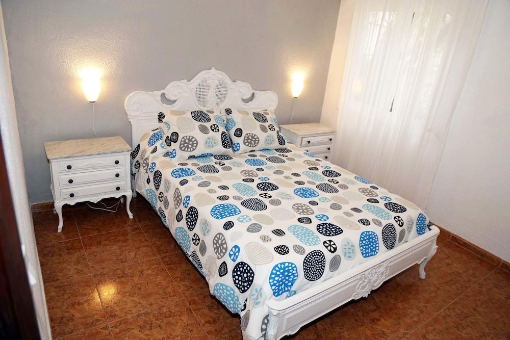 Villa Ana Apartments