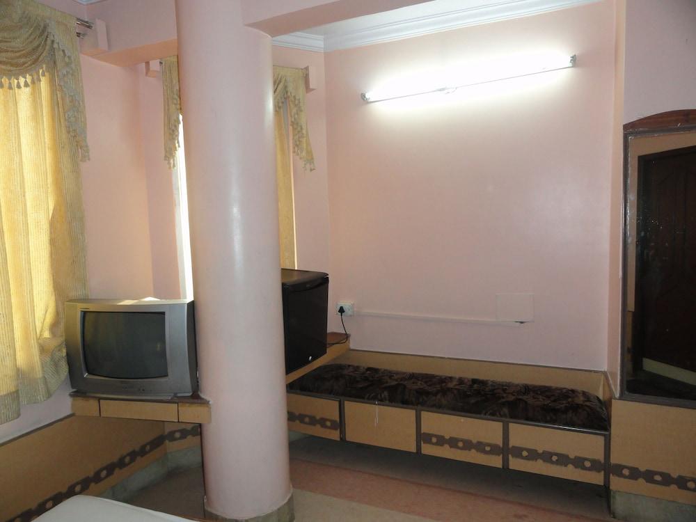 Hotel T.A.P Paradise