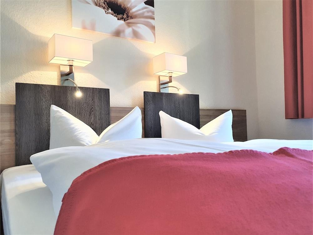 Melarose Feng Shui Hotel