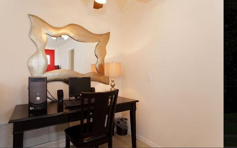 Ly235478 - Arcadia Estates - 5 Bed 4.5 Baths Villa