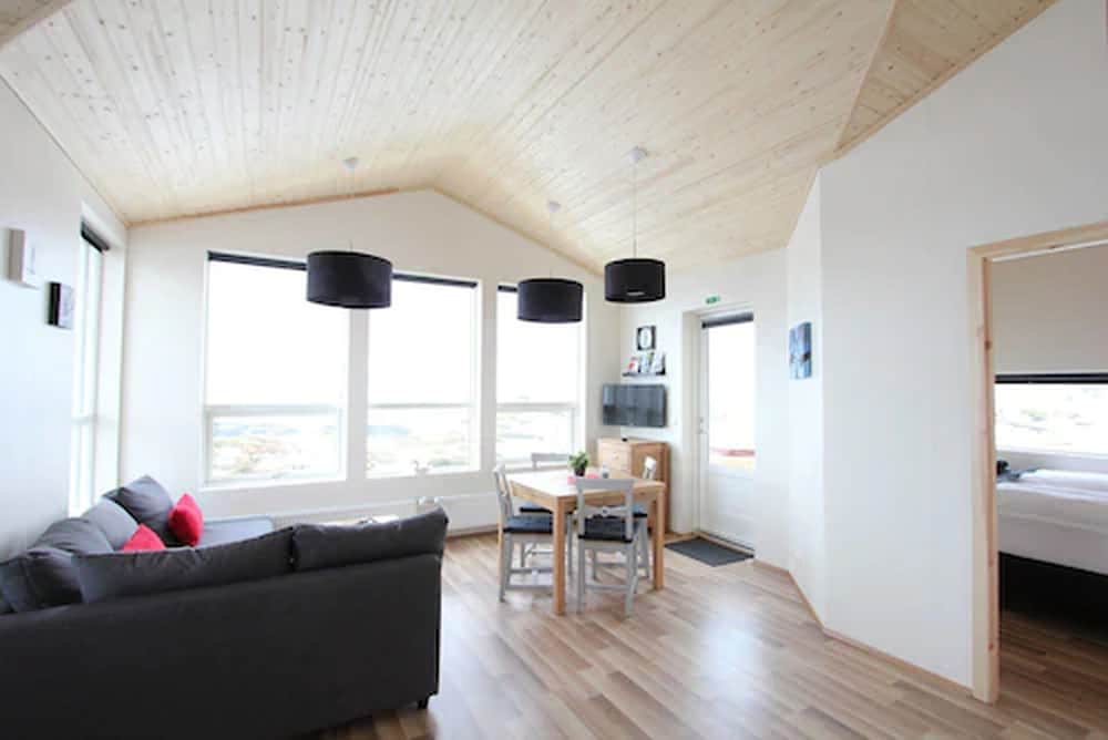 Blue View Cabin 6A with Hot Tub