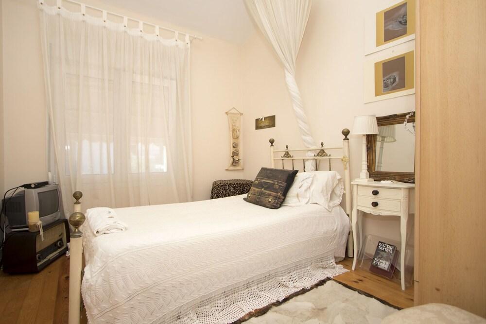 Duret Sea Side Villa