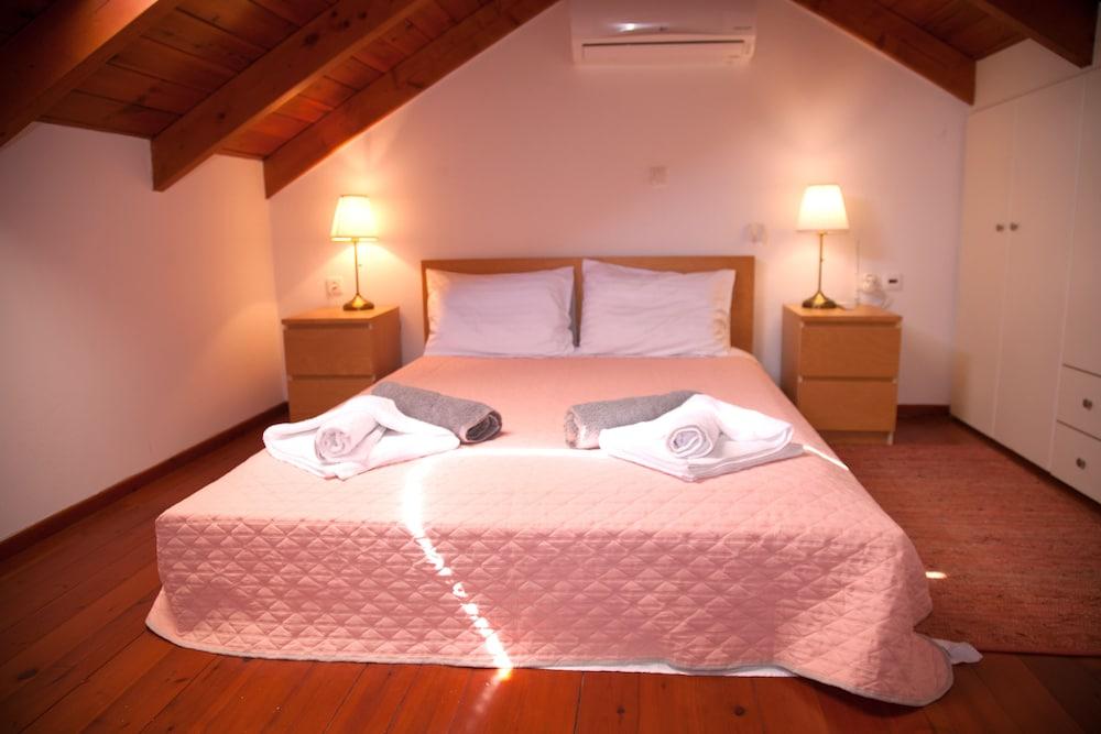 Beach Front Villa with Private 50m Path to Secluded Beach