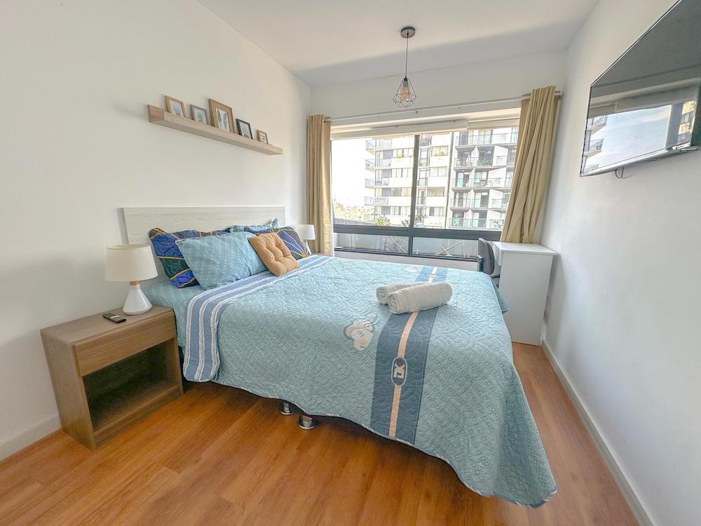 Exclusive, One Step Away from San Isidro (1302)