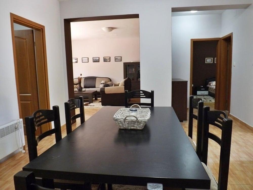Center Budva Holiday Home