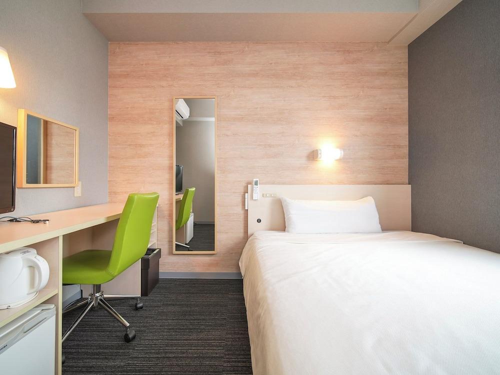 Super Hotel Kofu Showa Inter