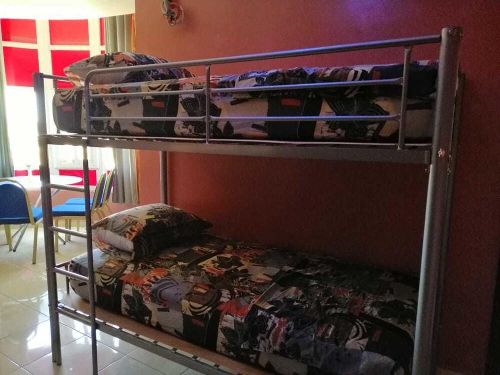 Senhaja Hotel - Hostel