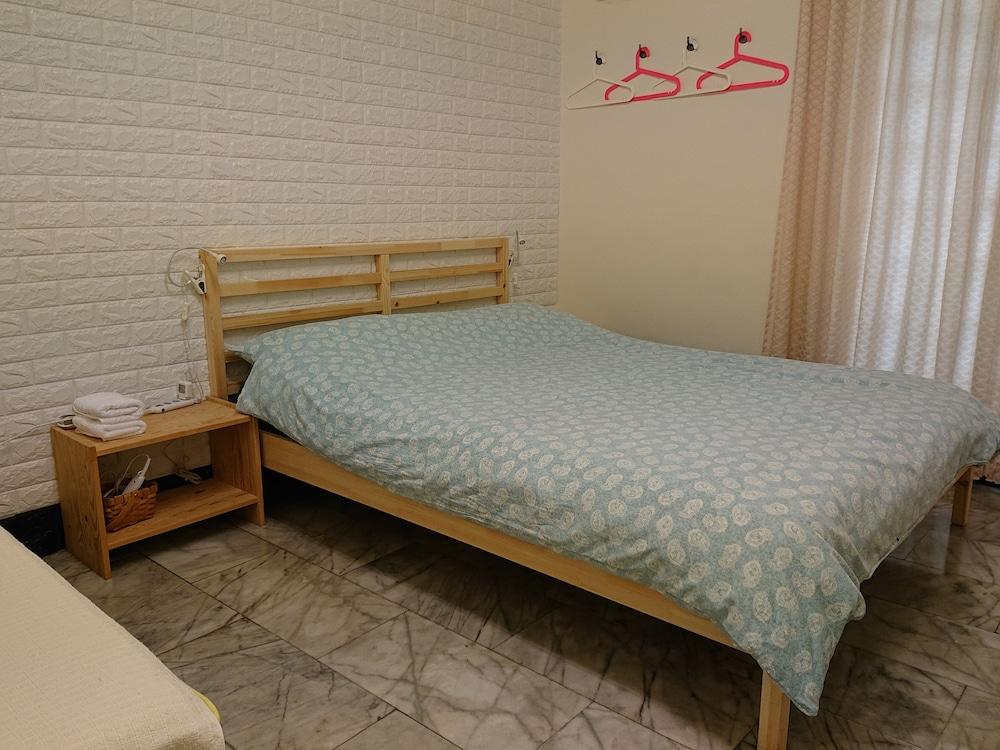 Beginning Guesthouse