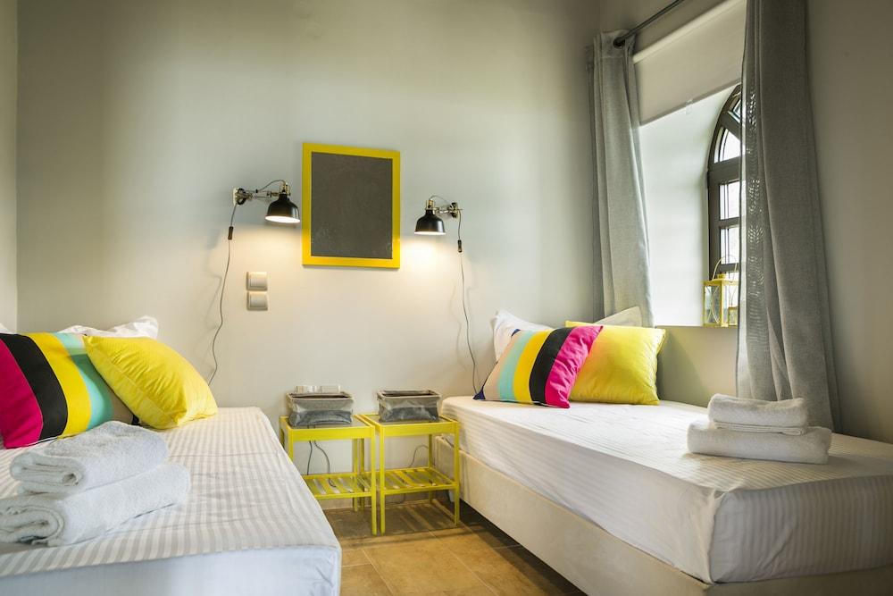 Filon Ktima Beachfront Upscale Villa