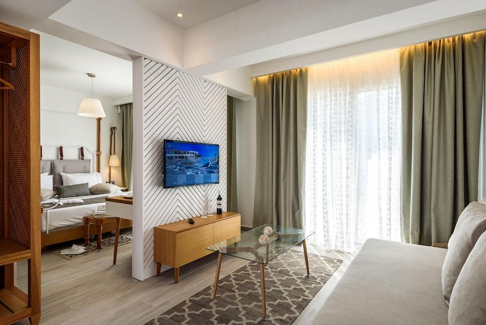 Solimar White Pearl Adults Only - All Inclusive