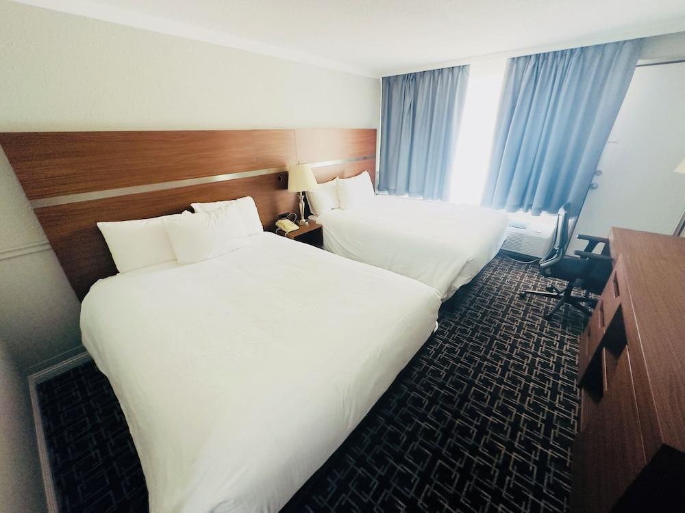 Baymont by Wyndham Edson