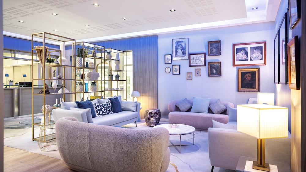 Residhome Paris-Guyancourt