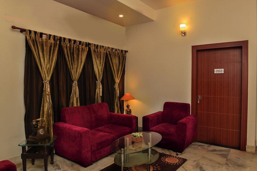 Magnolia Inn near GNRC & Secretariat, GS Rd