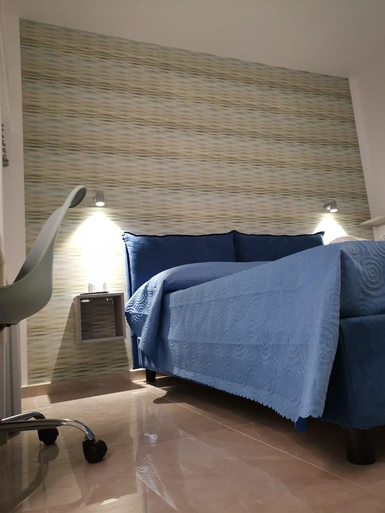 Margherita Boutique Rooms