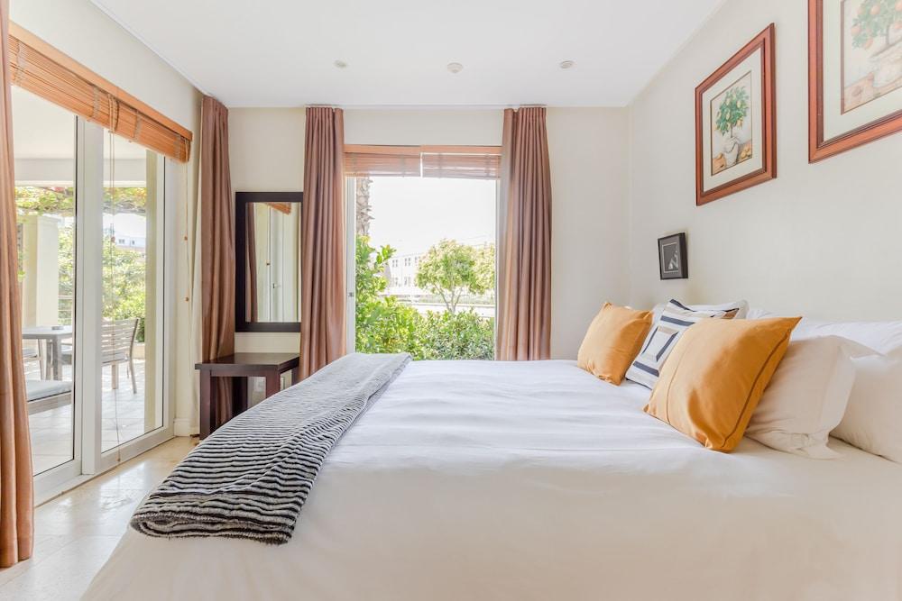 001 Altmore on the Waterfront Marina