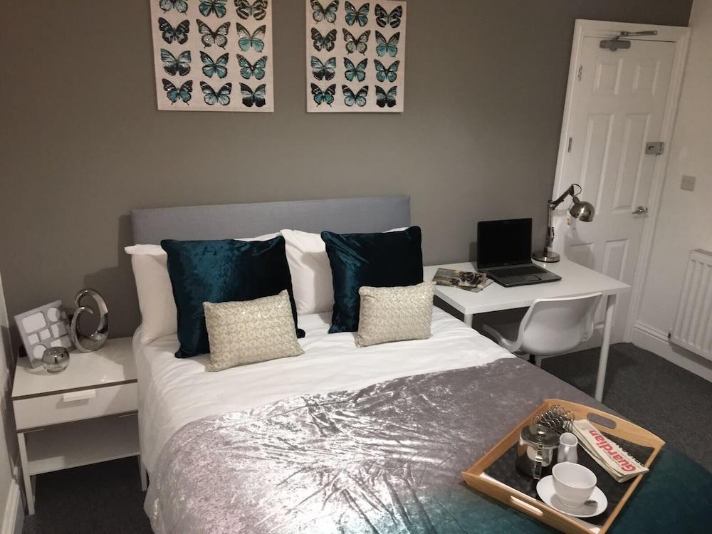 Townhouse @ Nelson Street Crewe