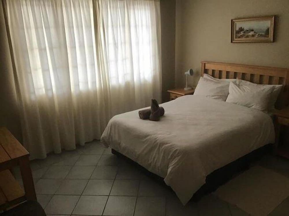 Rocky Shore Guesthouse