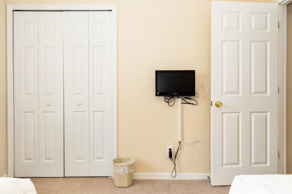 Pritchett's Paradise