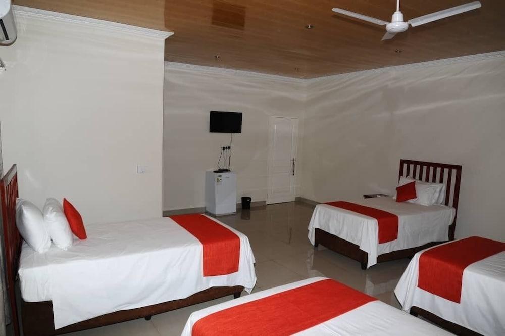 Pillacol Guest House