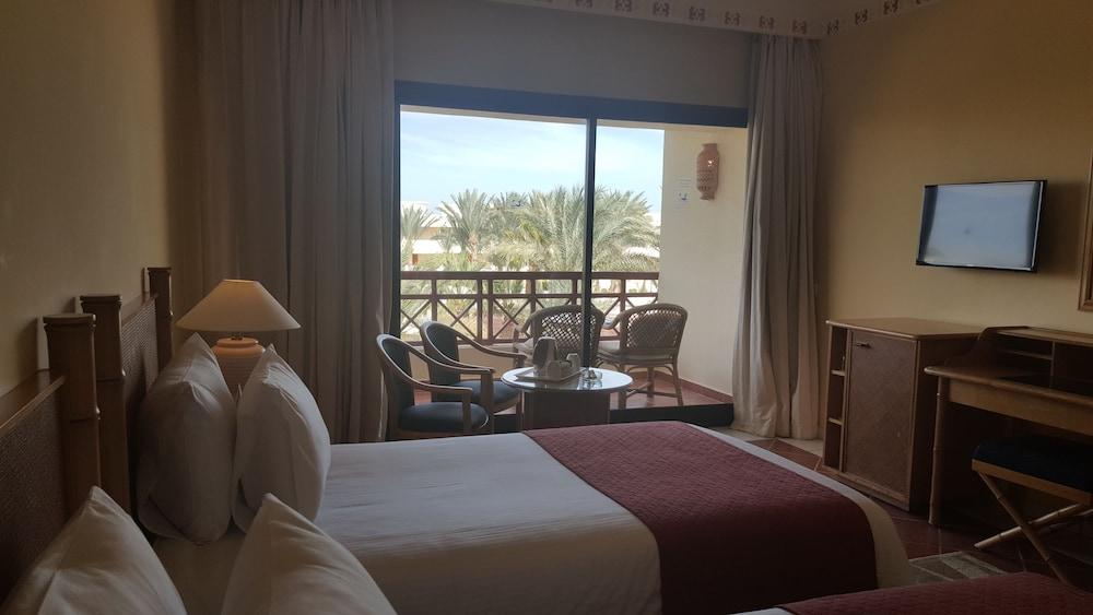 JAZ Elite Casa Del Mar Beach