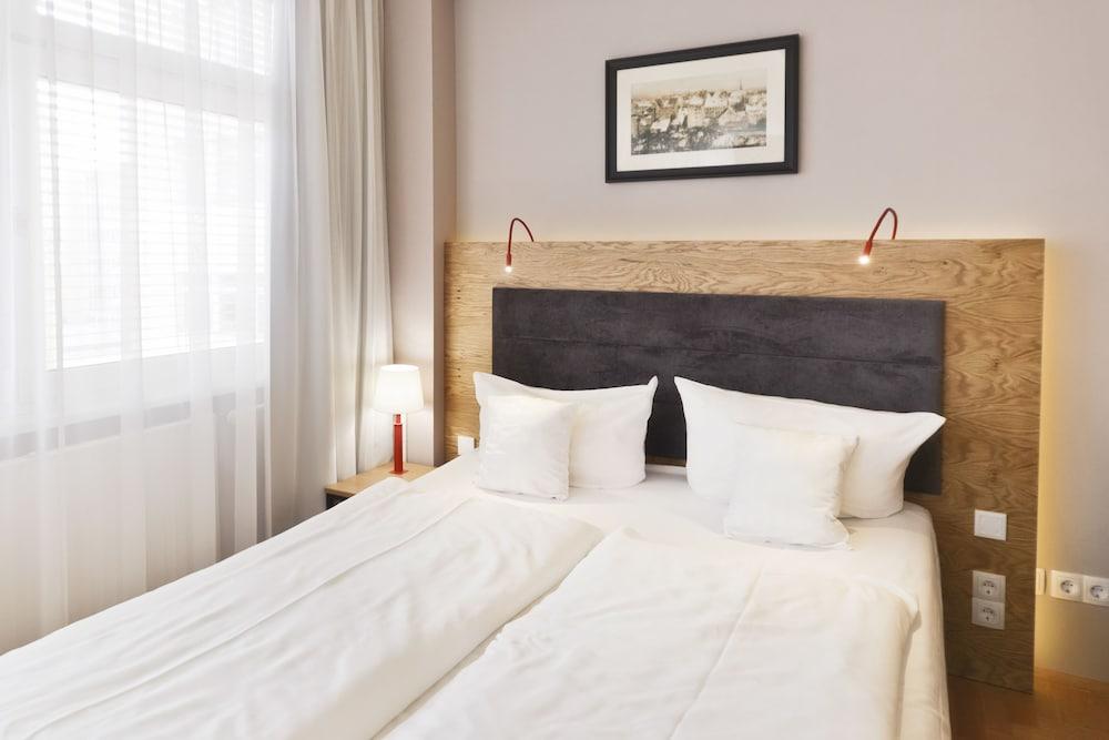 AMC Apartments - Ku'damm