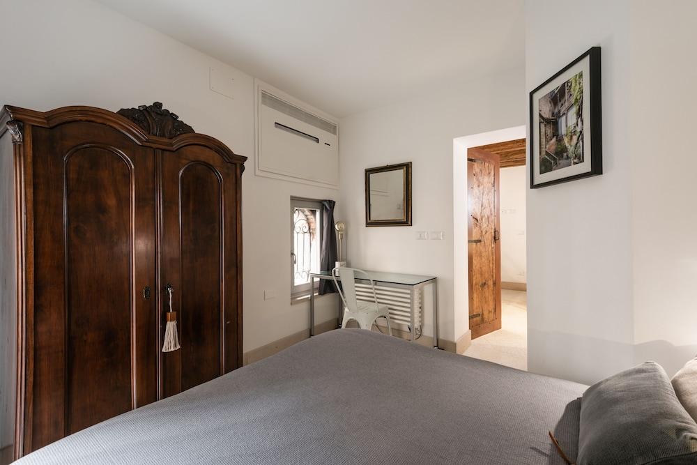 Venice Boutique House