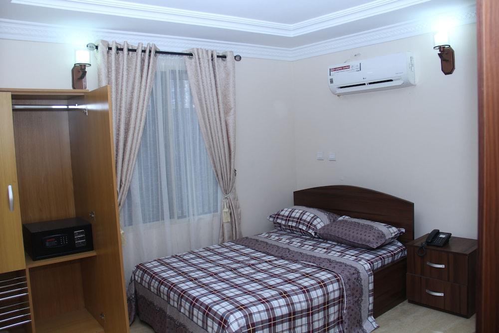 SSCFG Luxury Apartments & Suites