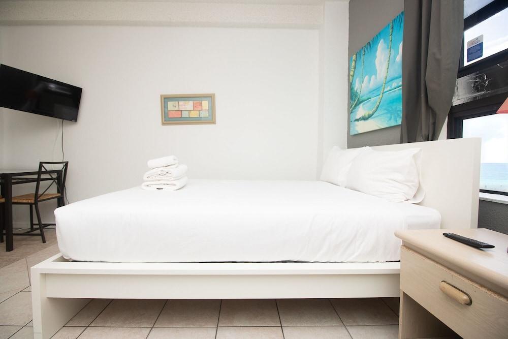 709 Partial Ocean View Hollywood Beach