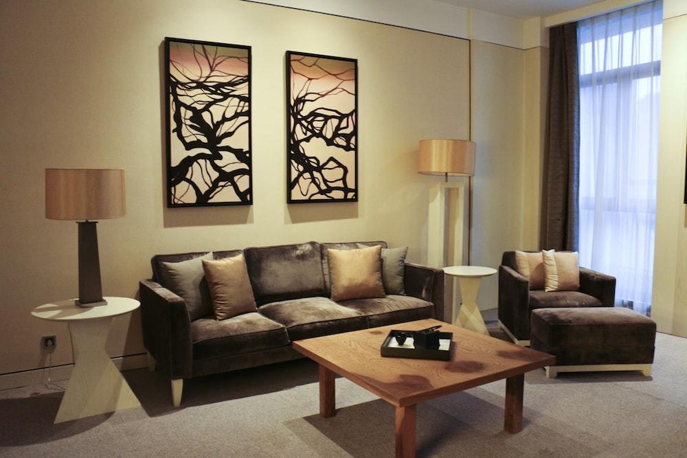 Banyan Tree Tianjin Riverside