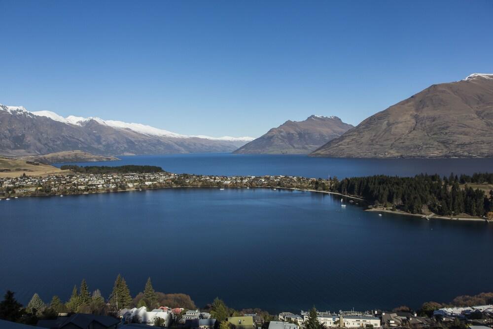 Majestic View Studio