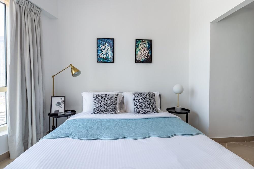 Aesthetically Beautiful 2BR Apartment In JLT