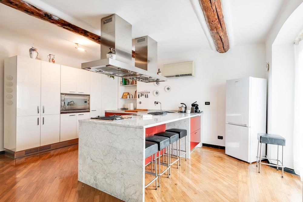 Porto Antico Exclusive Flat with parking