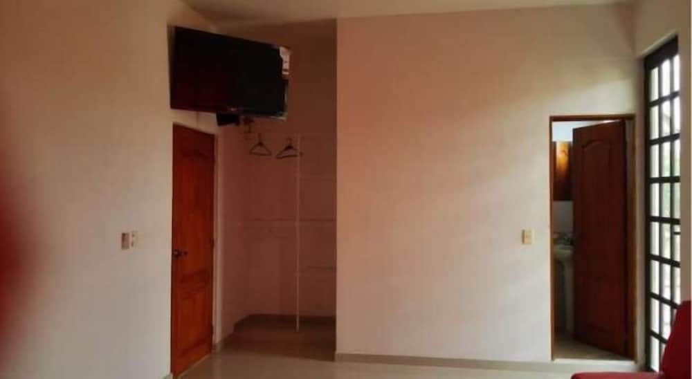 Hotel Tocaima Suit By Rotamundos