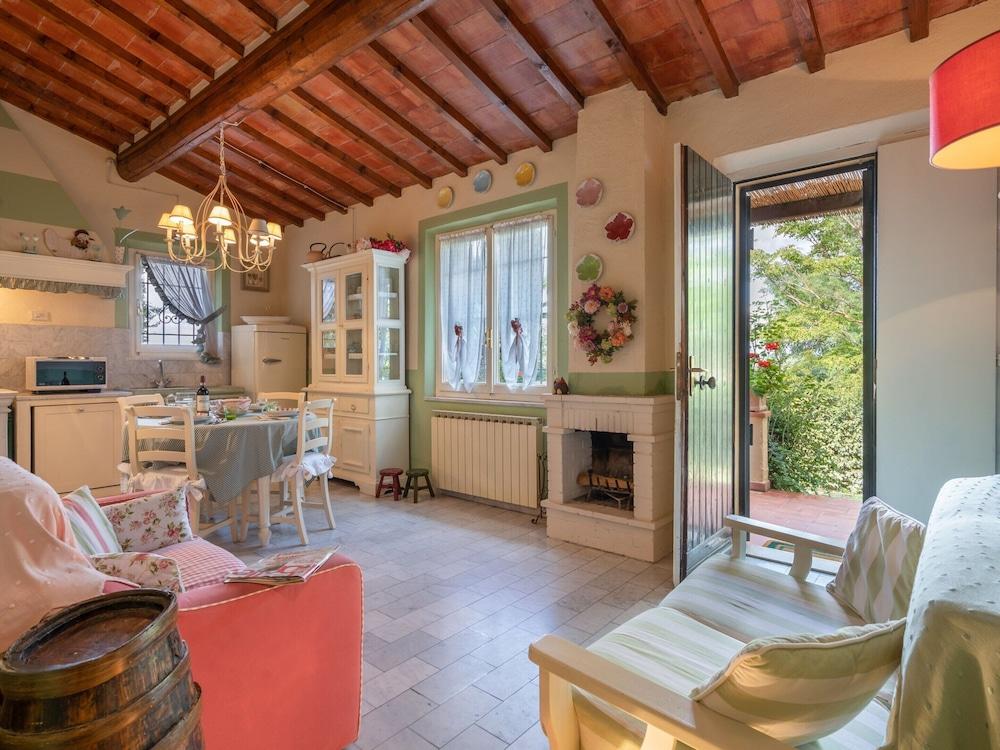 Belvilla by OYO Selvatello Villino Trilo