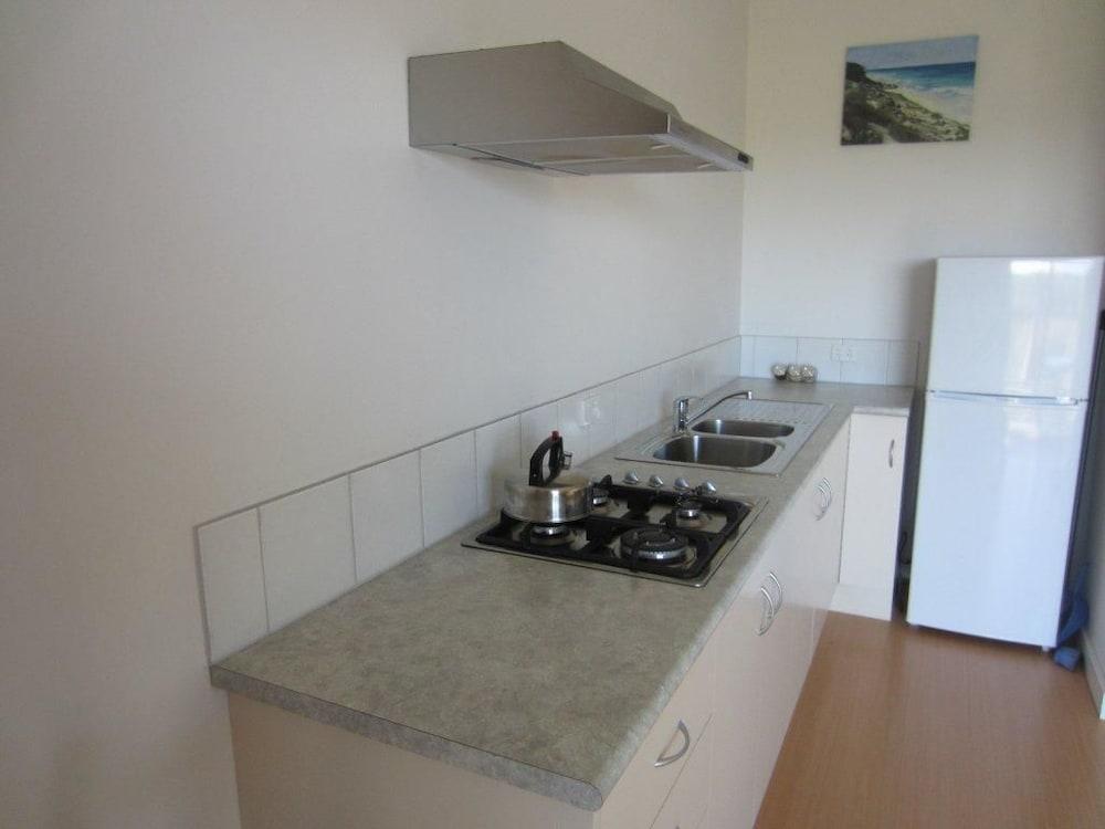 Flour Cask Bay Retreat