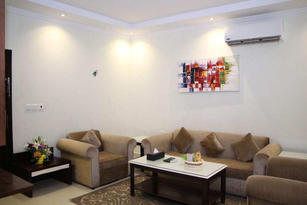 Al Muhaidb Residence Al Dowally