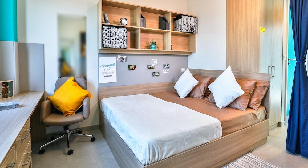 Ensuite Rooms and Studios - DUBAI