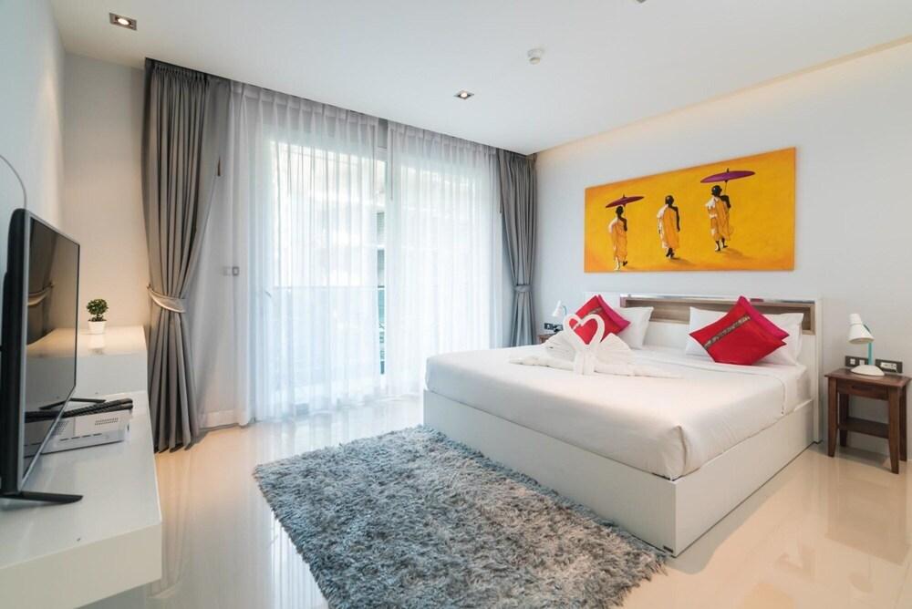 Et420 - Pool View Patong Studio With Pool and Shuttle to Beach