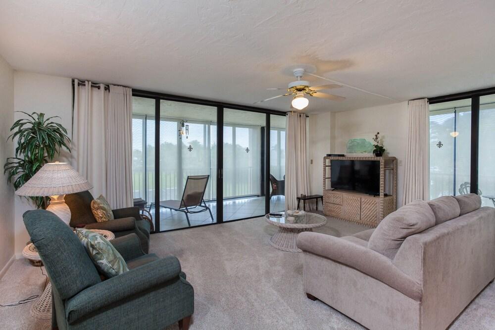 Nita's Sea Isles Condo