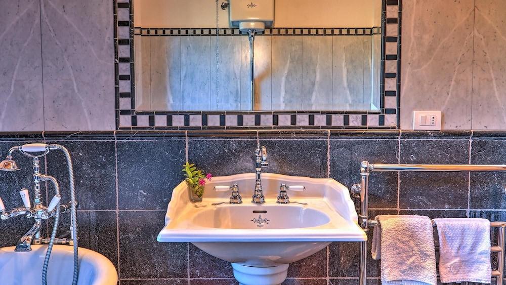 Tr-g148-losm0at - Corbara 8 1