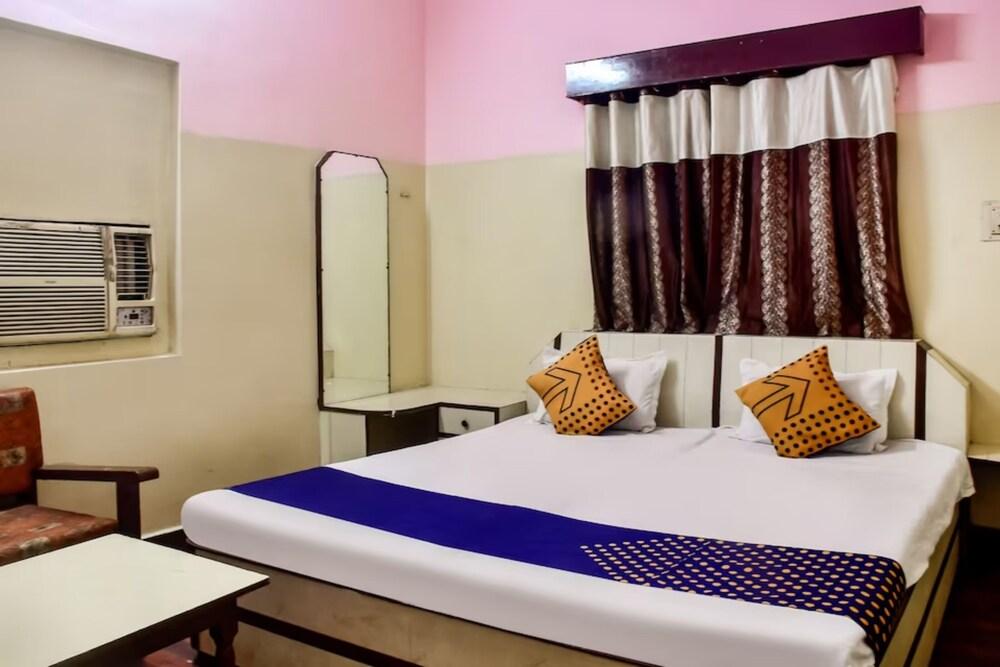 Goroomgo Vinar Raipur