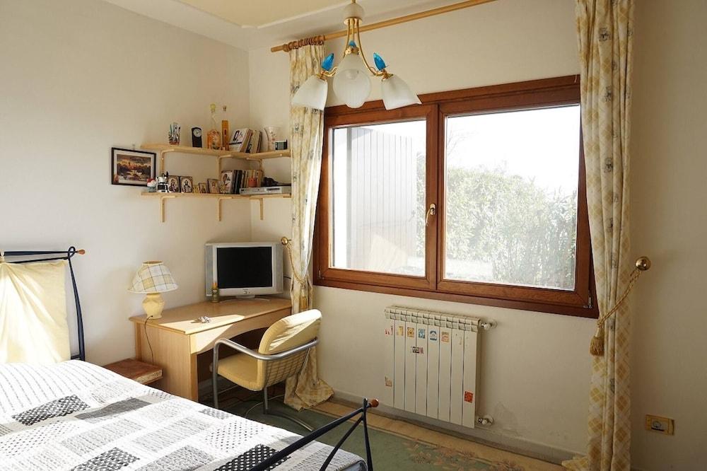 Beautiful Villa With Private Pool by Beahost