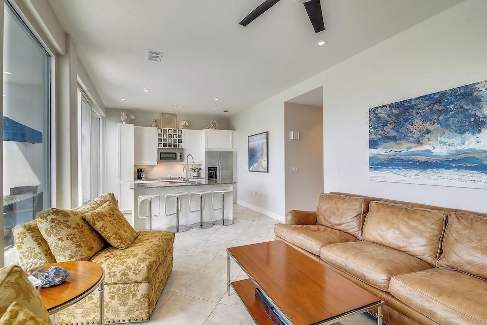 Beach Time by Ryson Vacation Rentals