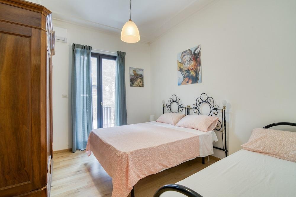 Mithos House few min From sea