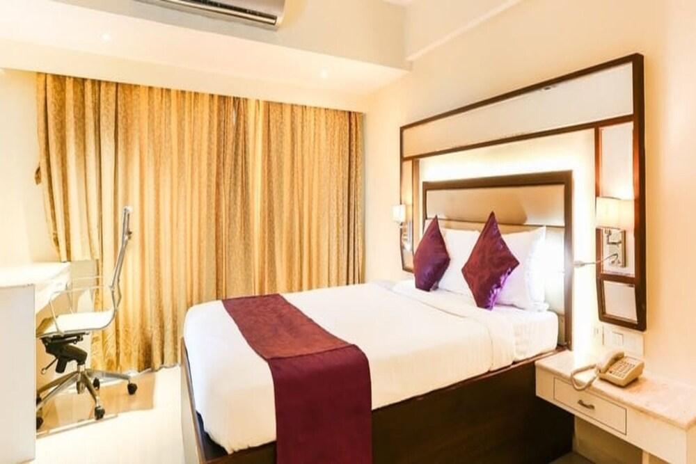 HOTEL METROPOLIS HYDERABAD